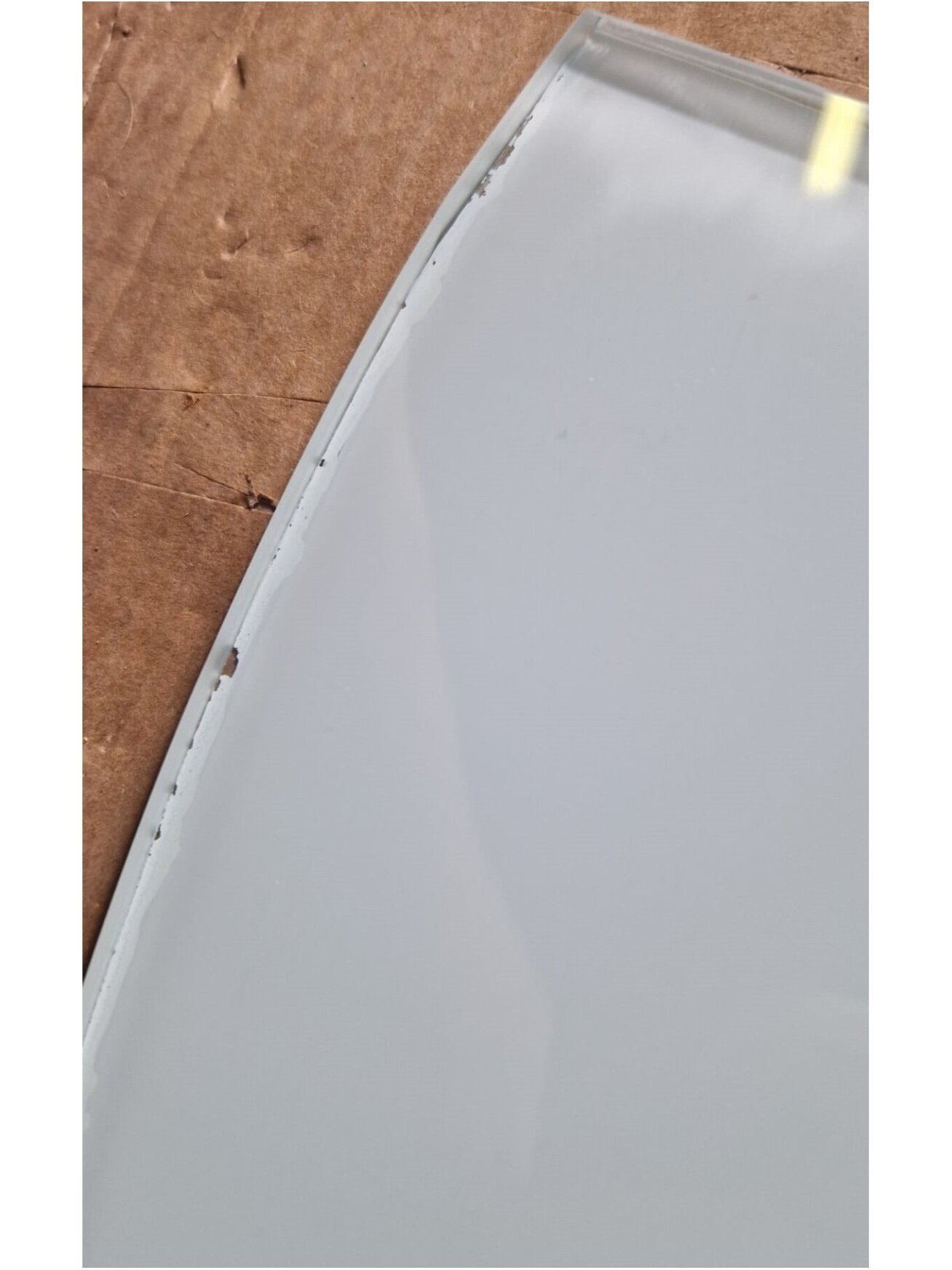 Corner shelf with chrome brackets, white glass, 35 × 35 cm 7