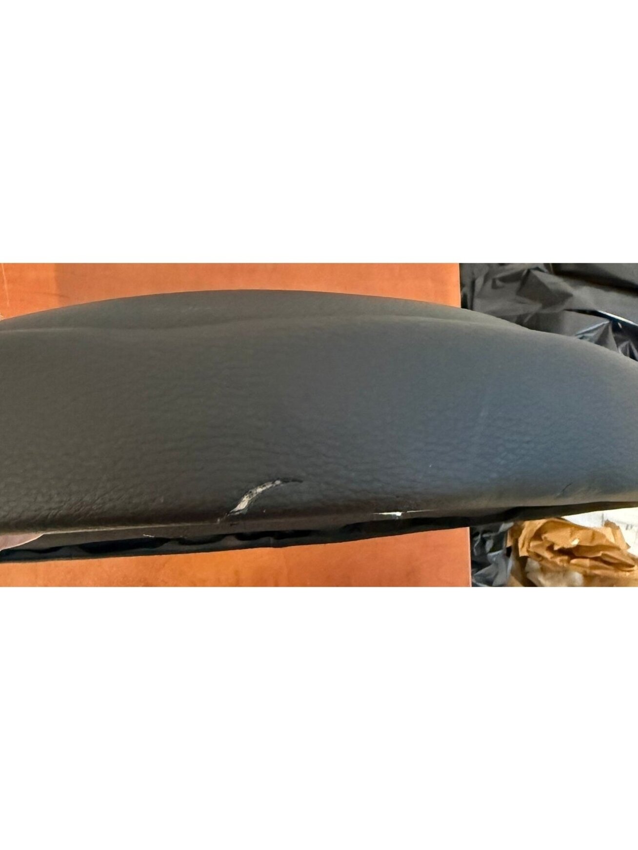 Swivel office chair with wheels and low back support 5 Swivel office chair with wheels and low back support 5