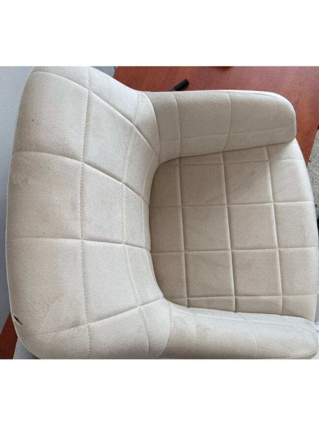 Vintage Nordic-style dining chair with armrests, cream 9 Vintage Nordic-style dining chair with armrests, cream 9